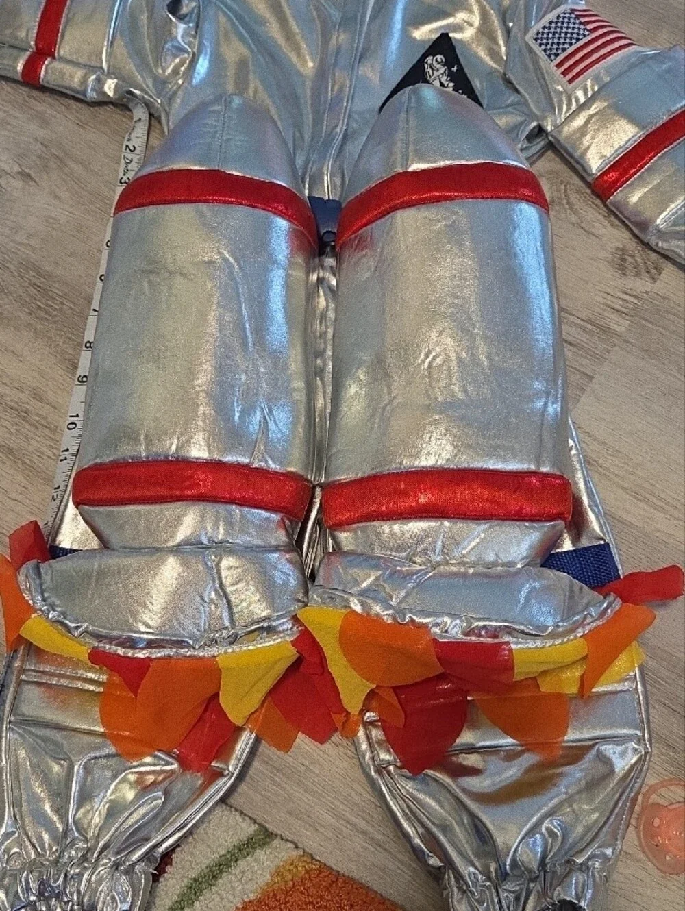 Pottery Barn Kids Silver ASTRONAUT Costume with LIGHT UP JETPACKS! Retail $99